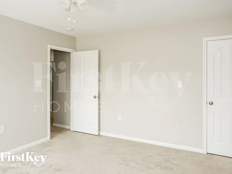 4538 Austin Dekota Dr — Photo 12
