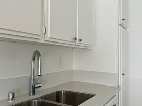 14109 Delano St, Van Nuys, CA