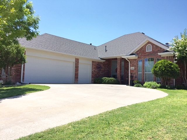 1st image of 2018 Valleyview Dr