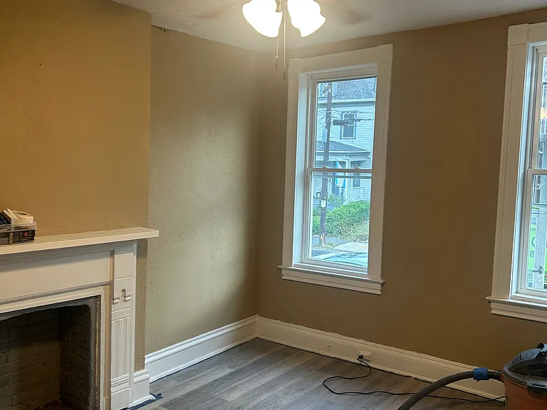 7727 Lyman St — Photo 6