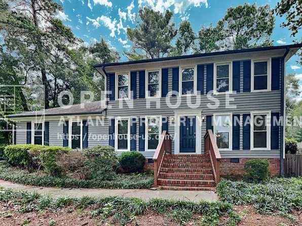 2090 Moccasin Way SW, Marietta, GA 30064