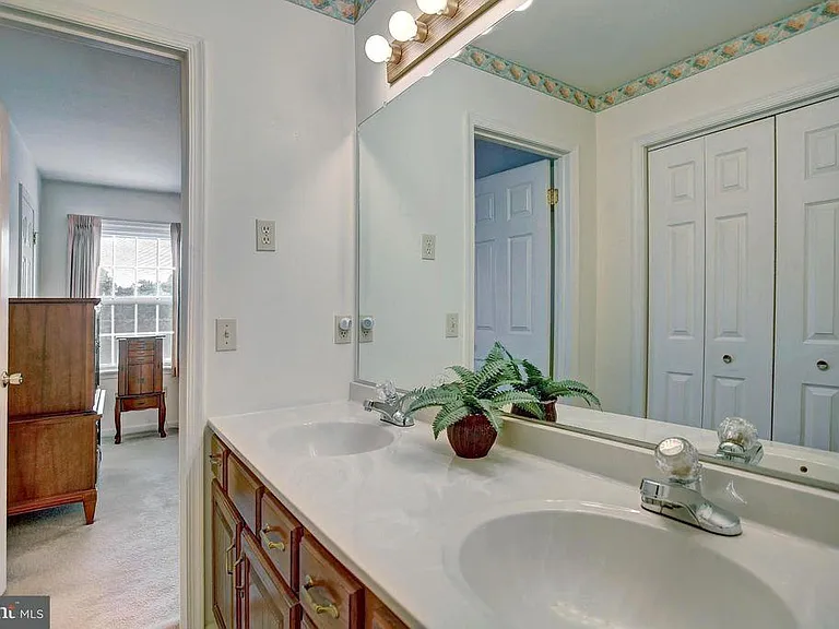 4171 Nantucket Dr — Photo 17