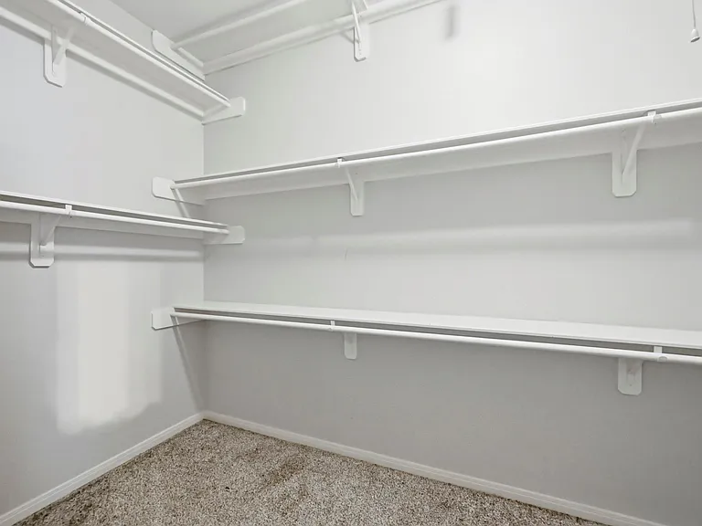 2913 Crawford St — Photo 22