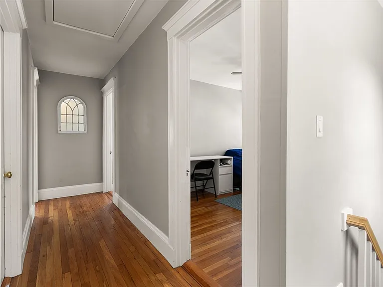 110 Dale St #- — Photo 11