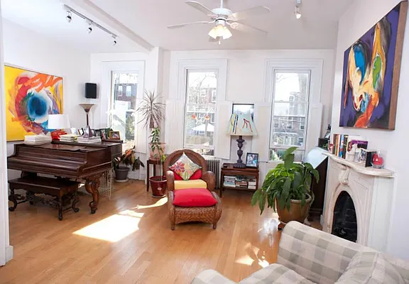 Sold by Betancourt & Associates Realty LLC | media 4