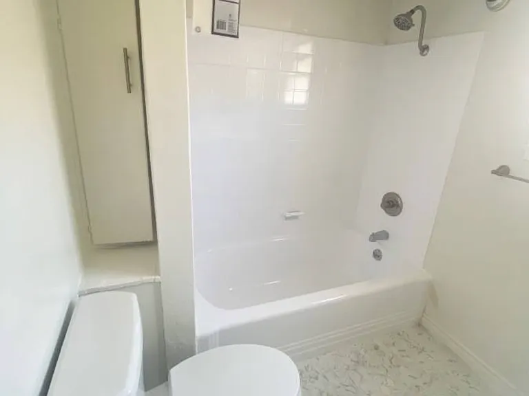 1401 Havenhurst Dr — Photo 11