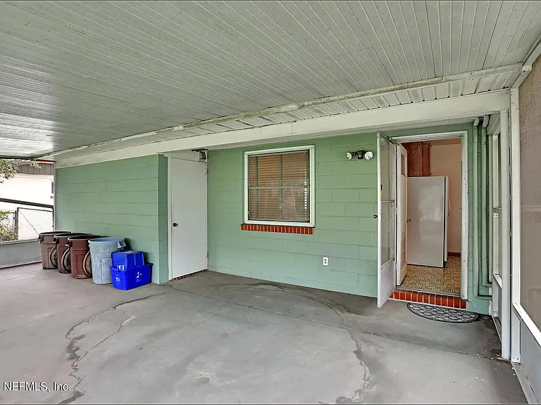 5012 Perrine Dr — Photo 11