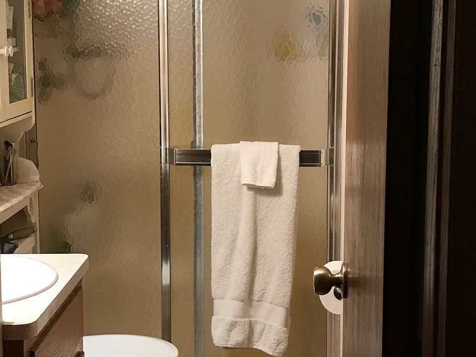 Bathroom off master bedroom