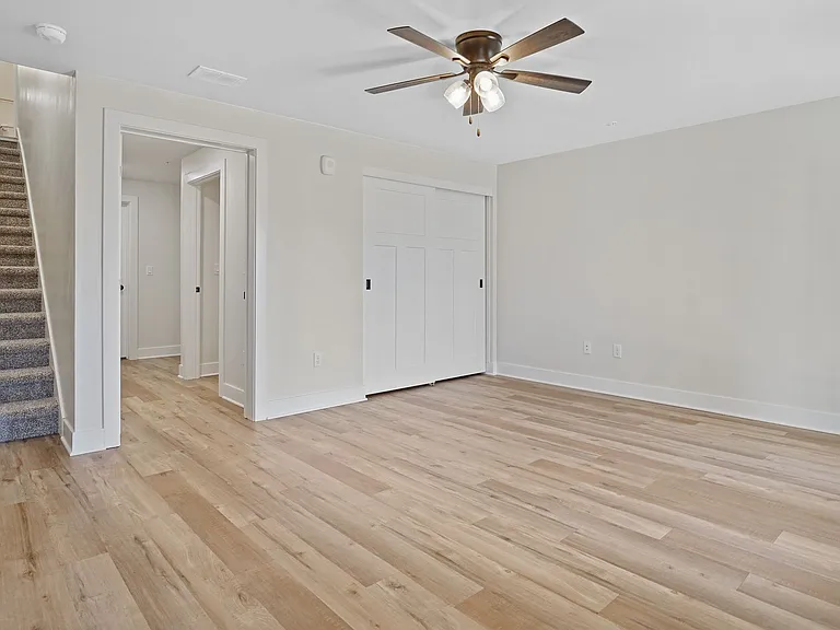 113 Eiche Dr — Photo 24