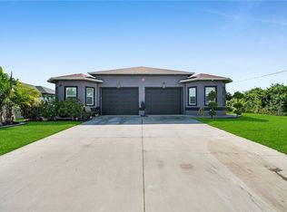 320/322 Homer Ave S, Lehigh Acres, FL 33973