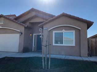 1352 Oso Dr, Madera, CA 93638