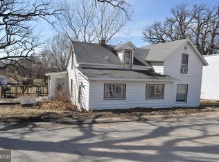 216 Main St, Dedham, IA 51440