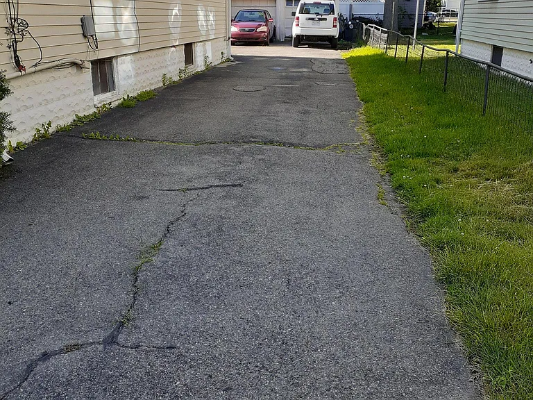 Morse St — Photo 17
