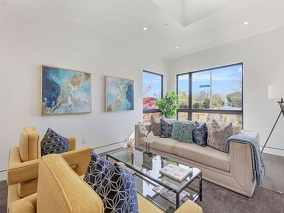 5th image of 3575 Mauricia Ave
