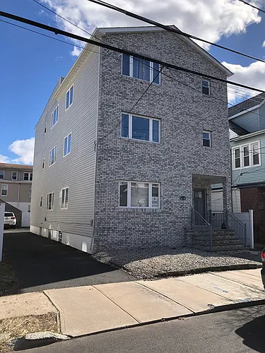 58-60 Monticello Ave #C Photo 1