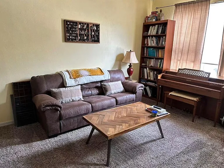 3940 SW 20th Ave #1107 — Photo 2