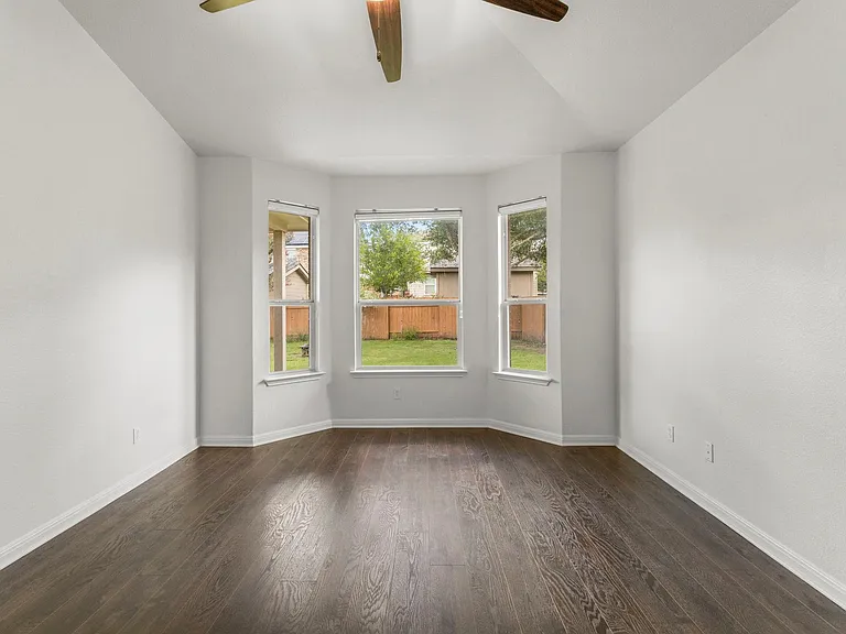 18613 Falcon Pointe Blvd — Photo 5