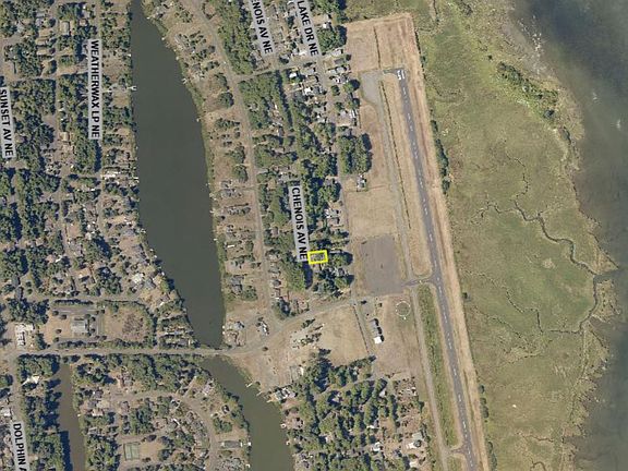 3rd image of 520 Chenois Ave NE