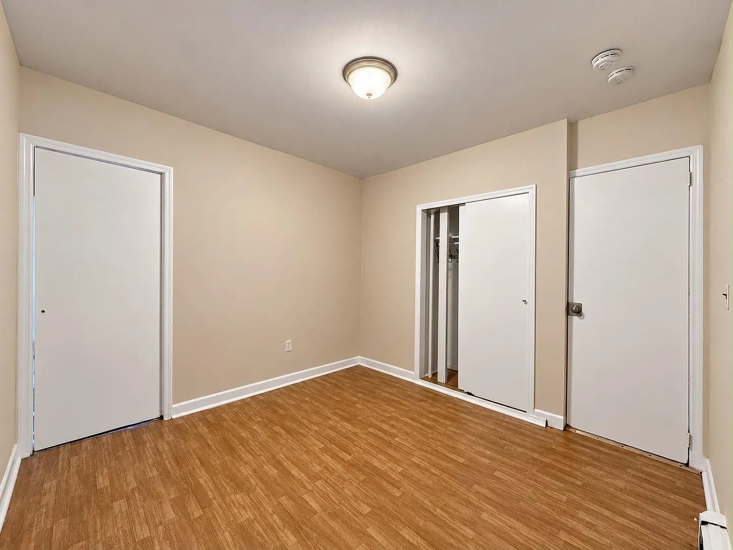 3 bed, 1.0 bath, $2,725 — Photo 1