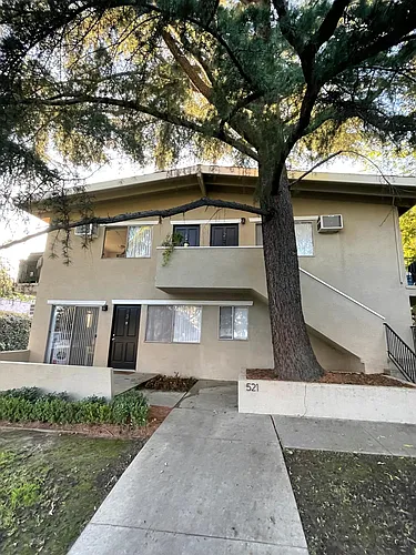 521 N Hill Ave #10 Photo 1