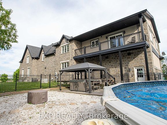 5th image of 2754 Eagleson Rd