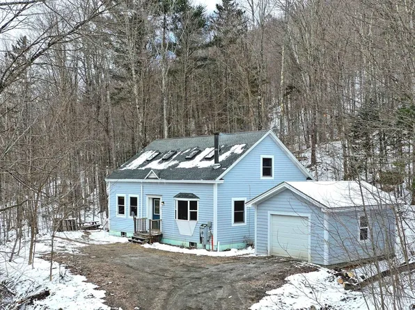 40 Cannon Drive, Rochester, VT 05767