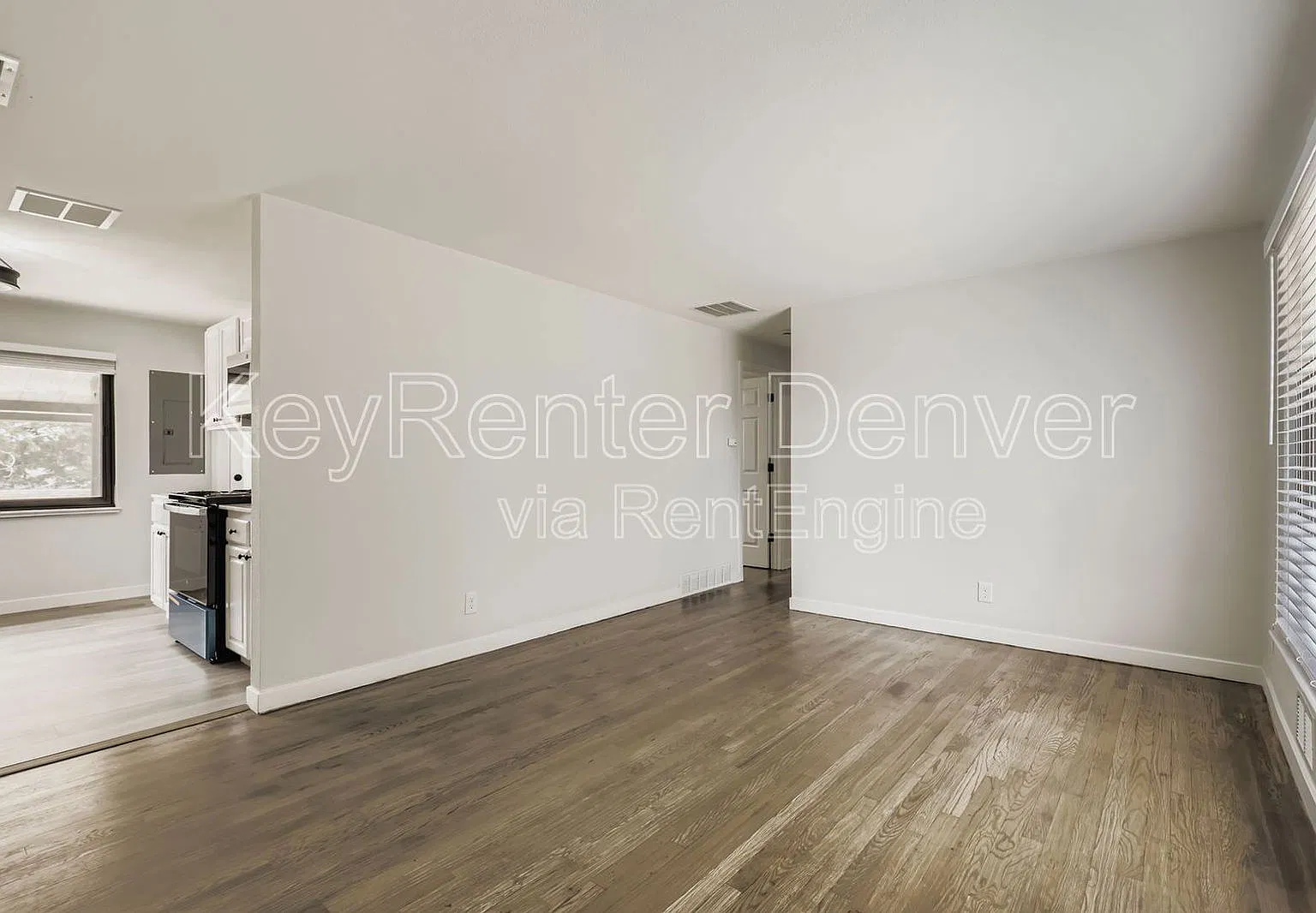 5 bed, 2.0 bath, 1900 sqft, $2,800 — Photo 4