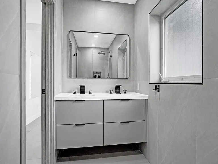 6700 E Tropical Way — Photo 35