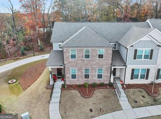 691 Cordele Ln, Sugar Hill, GA 30518