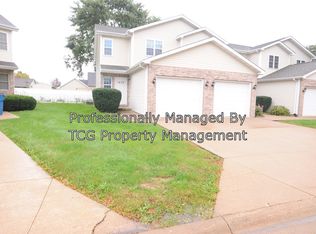 1439 Adams St, Ottawa, IL 61350