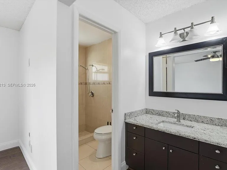 9349 NW 47th St — Photo 27