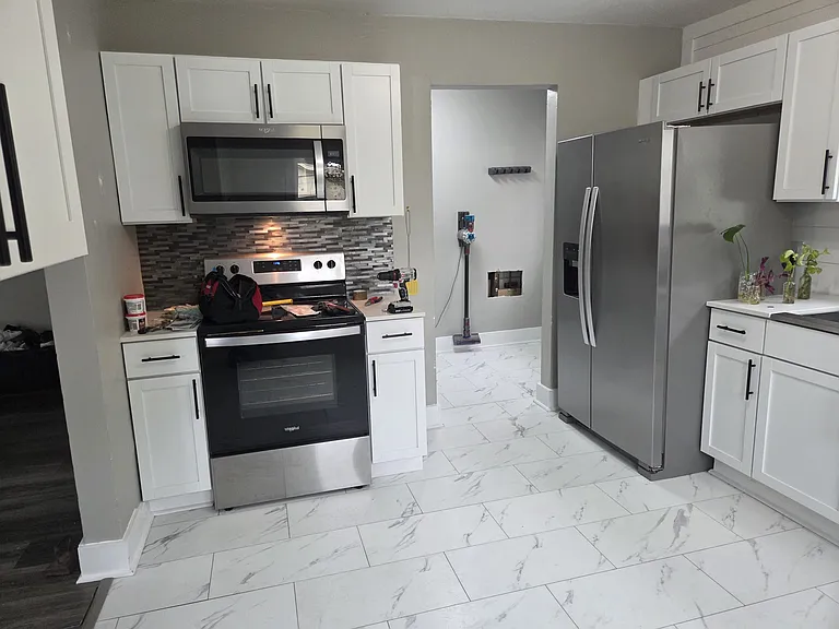 3027 Virginia St — Photo 5