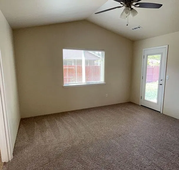 899 Trinity Way — Photo 11
