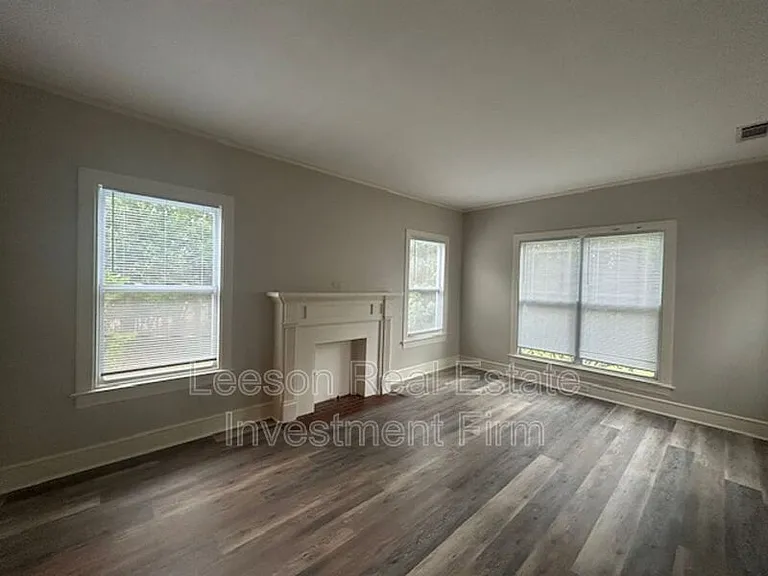 3802 Baltimore Ave — Photo 2