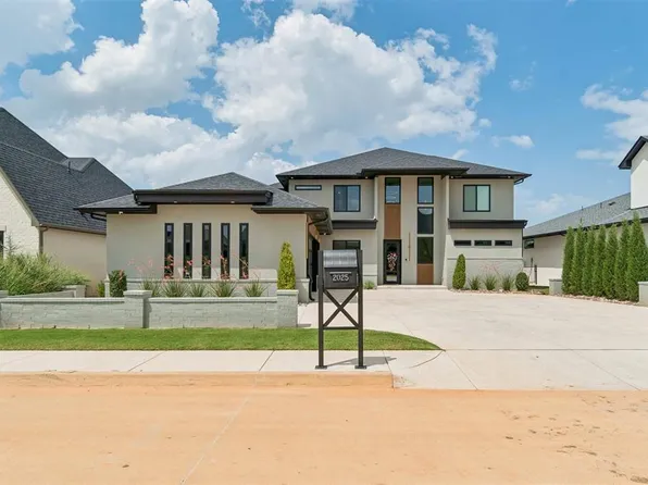 2025 Colonial Way, Edmond, OK 73025