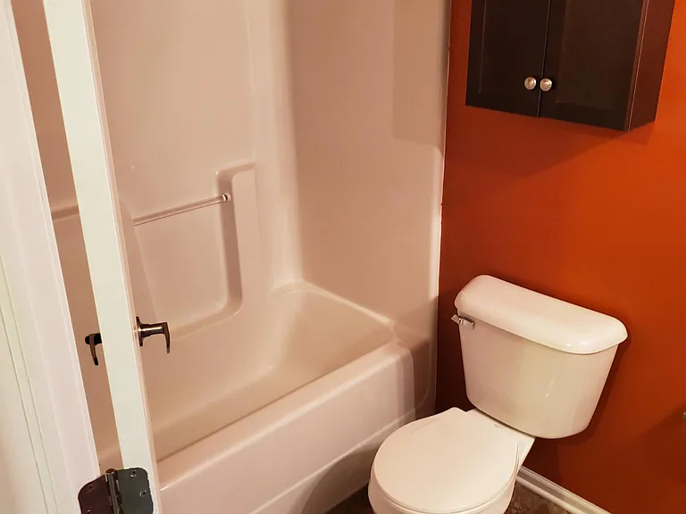 Upstairs Full Bath