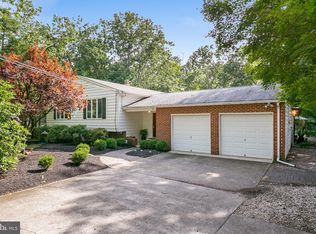 1398 Stokes Rd, Medford, NJ 08055