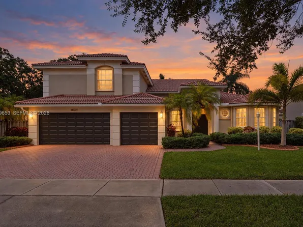 13875 NW 20th St, Pembroke Pines, FL 33028