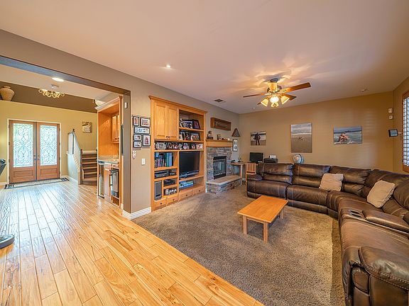 Enjoy TV time when cooking