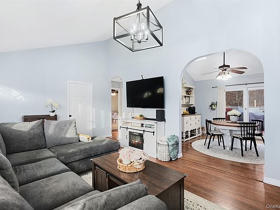 3rd image of 24 Homestead Drive