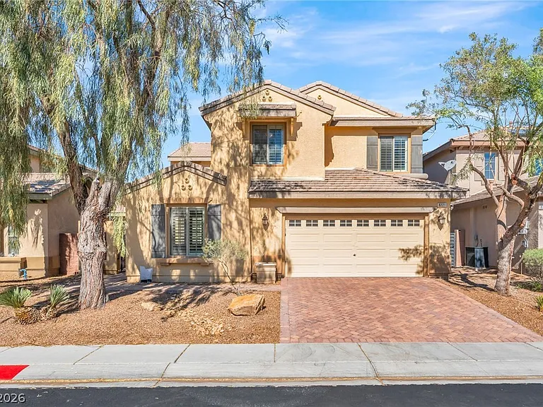 8221 Swallow Falls St — Photo 2