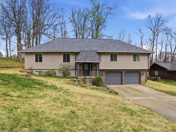 5122 Woodridge Dr, Newburgh, IN 47630