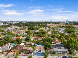 Glenroyal Sub, Miami, FL 33125