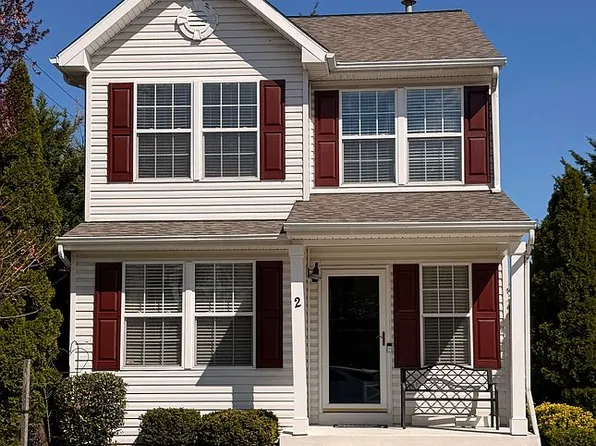 2 Chrishem Ct, Baltimore, MD 21228