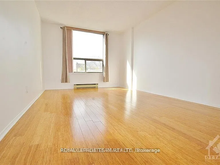 200 Lafontaine Ave #304 — Photo 12