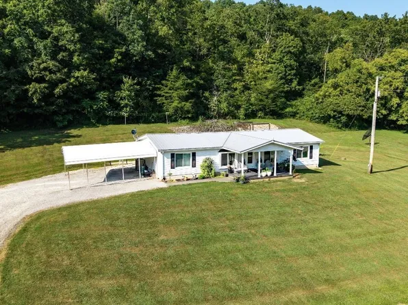 3028 Bladen Rd, Crown City, OH 45623