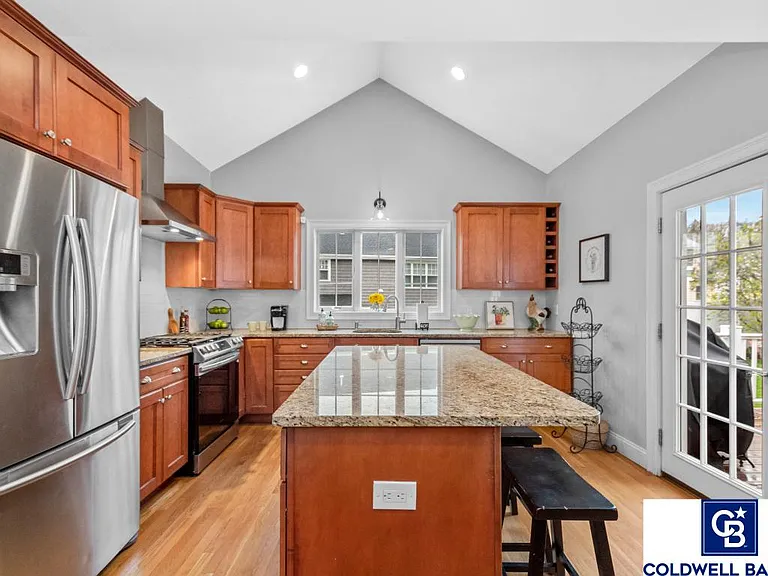 6 Risley Rd — Photo 6