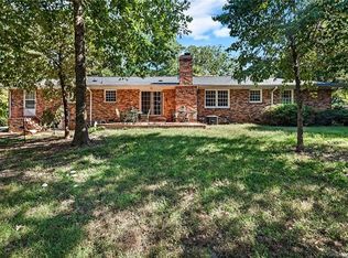 1121 Hawthorne Rd, Lancaster, SC 29720