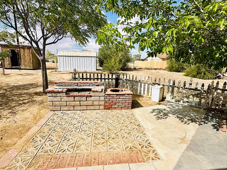 8913 Fir Ave — Photo 17