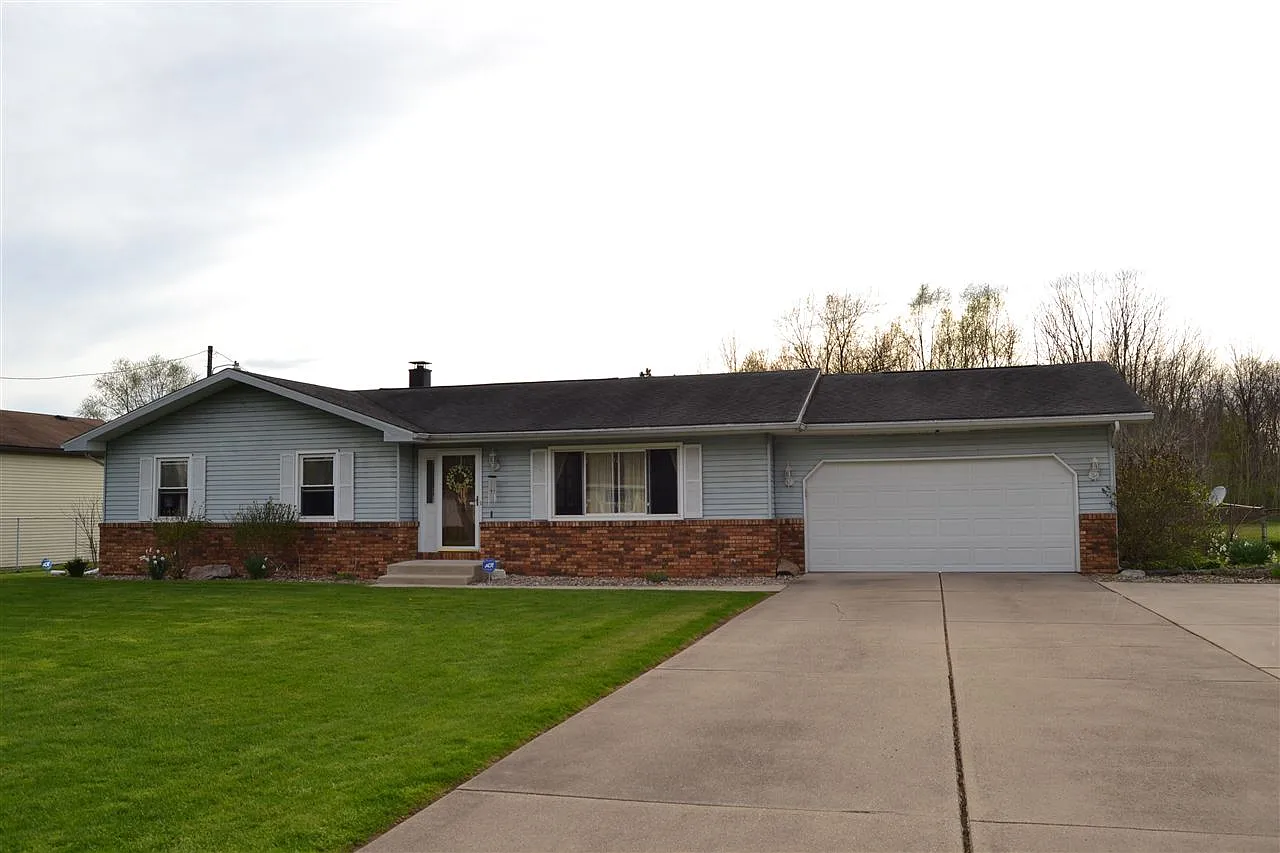 55225 Pear Rd photo 1